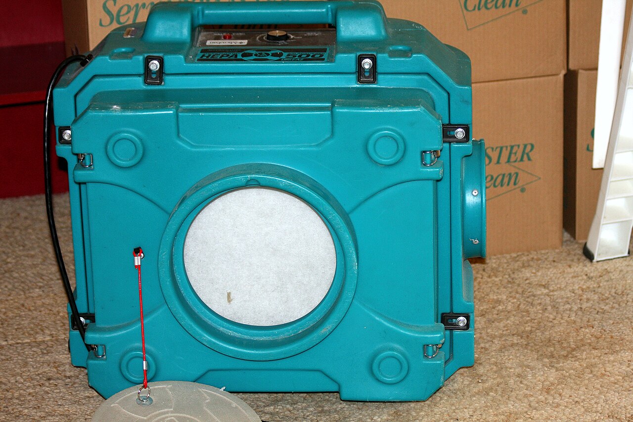 Portable professional HEPA air scrubber with a circular filter intake